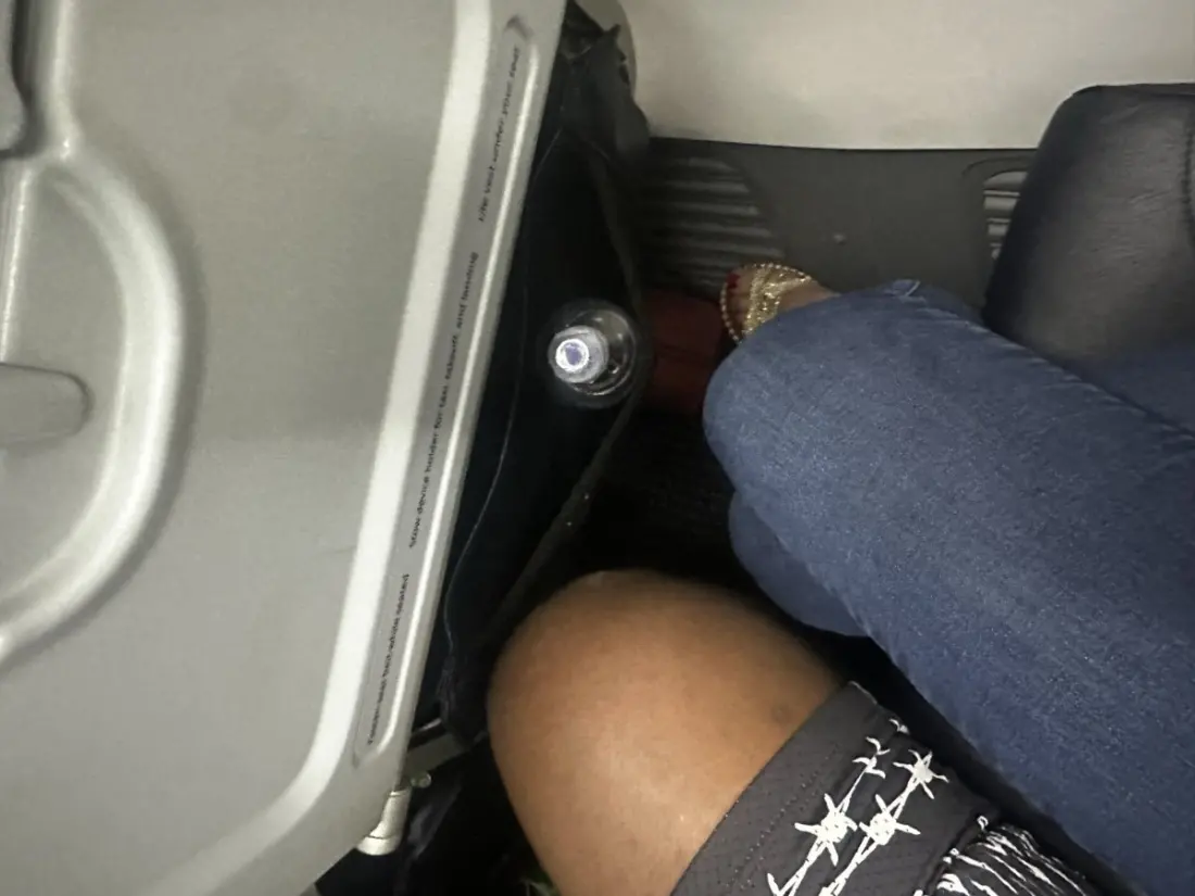 Paid for a window, got half a seat: the American Airlines row that puts its own policy in the spotlight