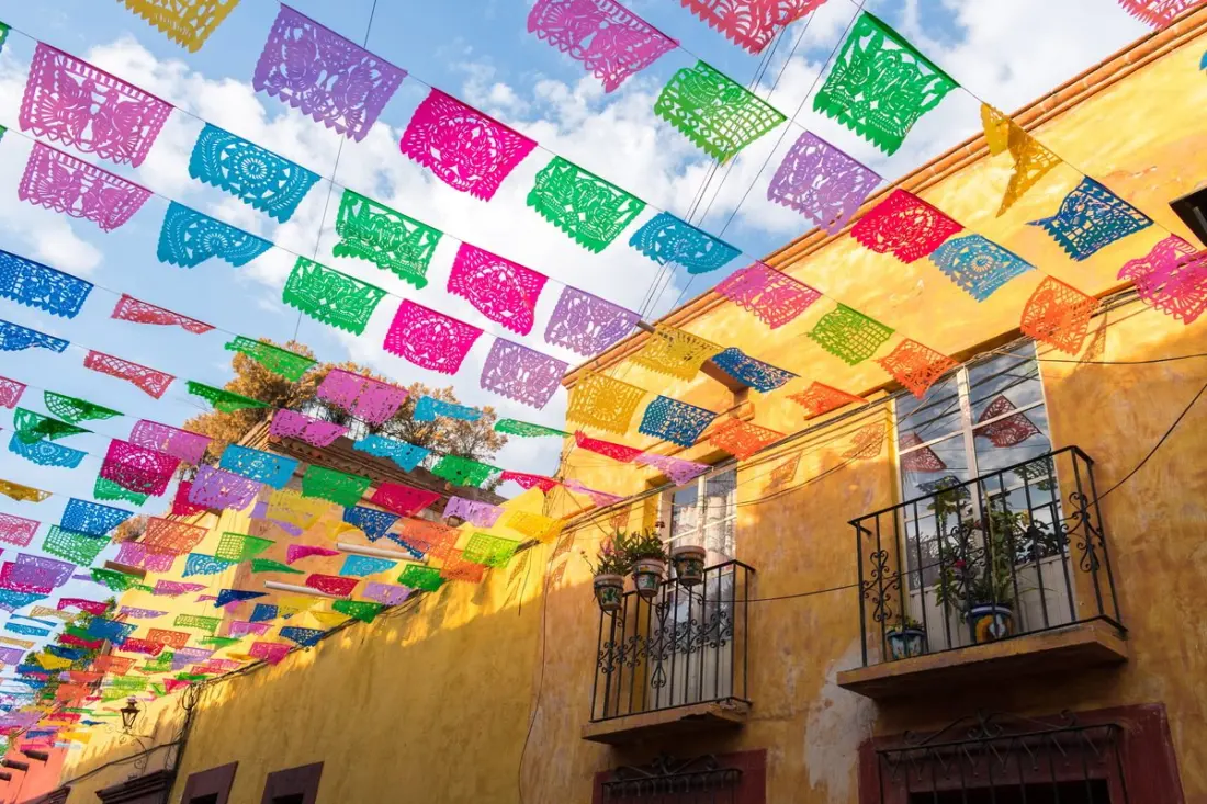 Why a Little Spanish Goes a Long Way in Mexico