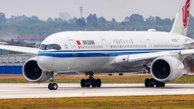 Air China's Extra Flights for Xi's US Visit Grounded by Airline Lobbying