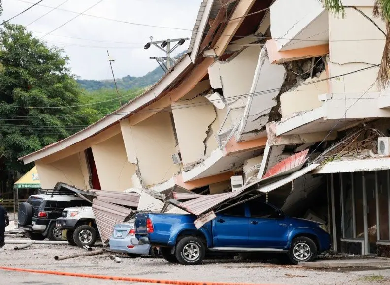 Panama hit by magnitude 7.7 earthquake and a string of strong aftershocks
