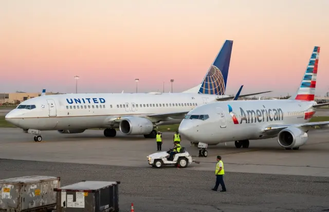 Musk Weighs In as American and United Dangle Status Matches to Lure Frustrated Delta Flyers