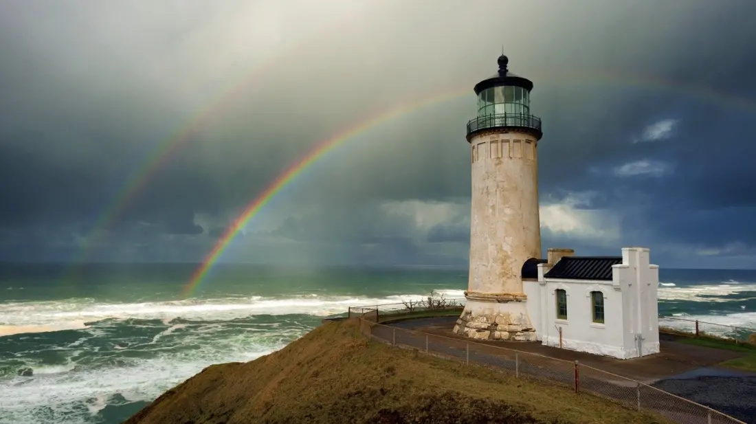 West Coast Lighthouses Worth Planning a Trip Around: Alaska to California