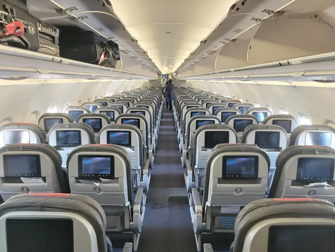Google's Holiday Flight Data Finds Booking Sweet Spots — Here's Why Waiting Can Backfire