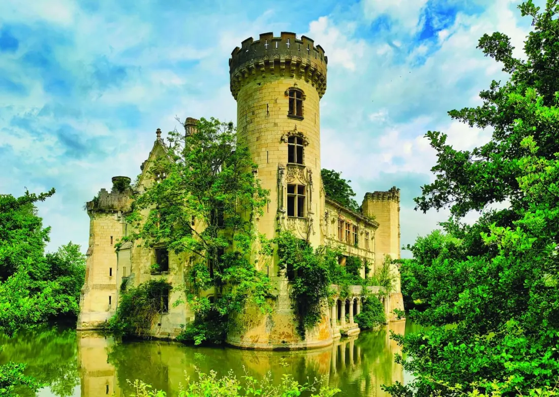 Five French Ruins Worth Going Out of Your Way For