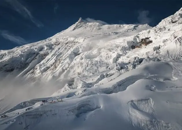 Race Against the Storm: Hundreds Chase Manaslu Summit Before Cyclone Hits