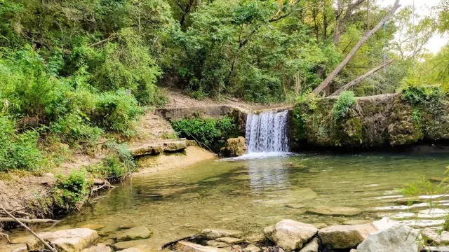 St. Edwards Greenbelt: Austin's Wild Corner With Waterfalls and a Local-Loved Swimming Hole