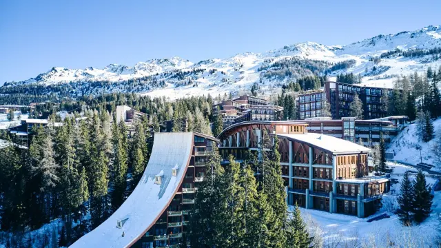 Skiing Through Design History: Les Arcs' Architecture Tour Explains the Resort's Curves