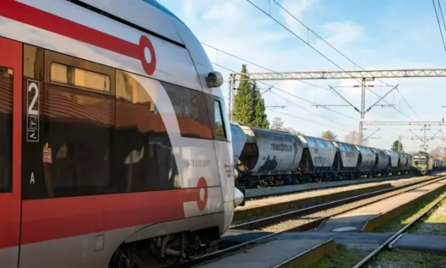 Croatia's €6 billion rail revamp: faster trains to Split, Osijek and Rijeka by 2035