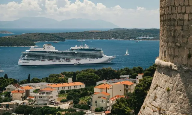 Oceania Cruises Stays in Europe Year-Round With 2027-28 Mediterranean Winter Season