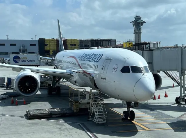 Amex Is Offering a 20% Transfer Bonus to Aeromexico Rewards — but Is It Actually Worth Taking?