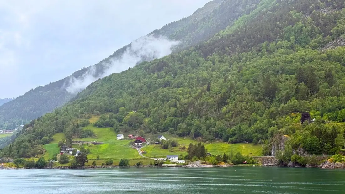 Dreaming of a Cabin by a Norwegian Fjord? Here's What the Rules Actually Say