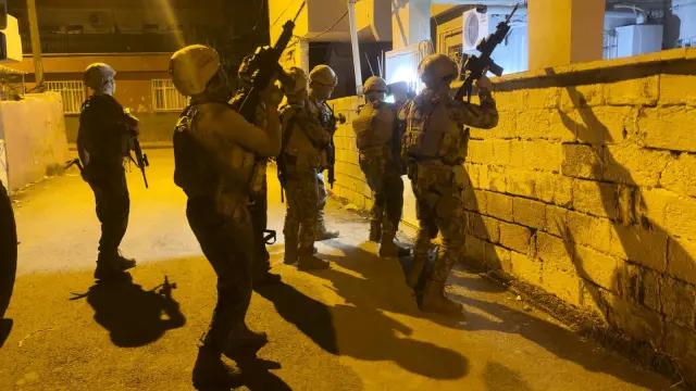 Coordinated Anti-Terror Raids Across 10 Turkish Cities End With 39 Detentions