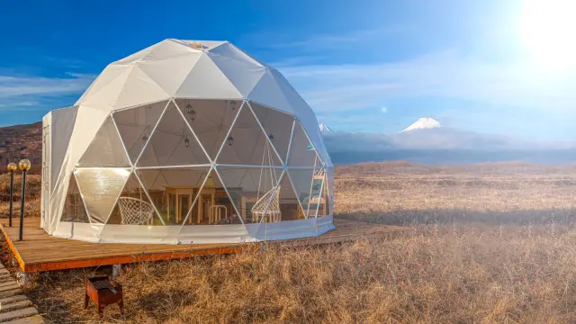 Sleep Inside a Geodome: America's Best Stargazing Stays, From Alaska to Texas