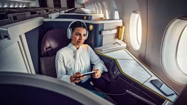 What Etihad's A350 Business Class Actually Costs in 2026 — Cash Fares and Miles Compared