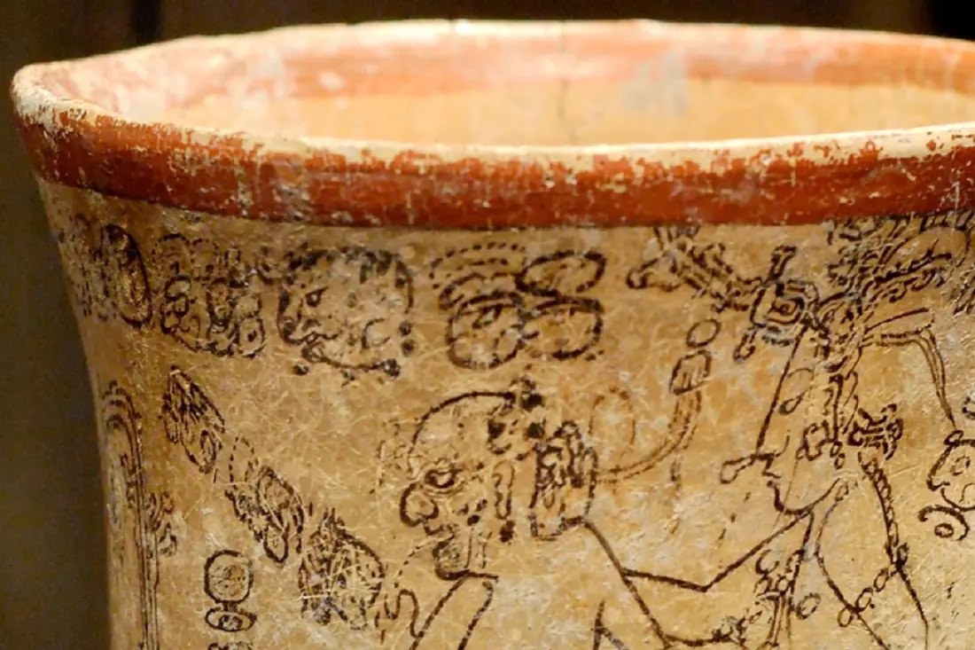 A Missing Maya Vase, Known Only From Photos, Is Rewriting the Ninth-Century Maya Story
