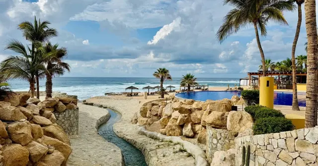Dinner in Total Darkness, Grape-Stomping at Sunset: Inside the Experience Programme at Grand Fiesta Americana Los Cabos