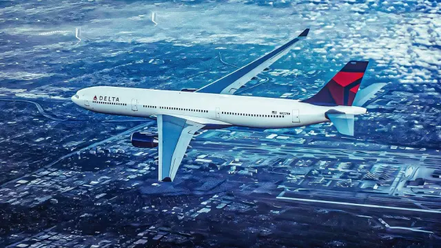 Smoke in the Cabin: Delta A330 Diverts to Porto, 11 Affected